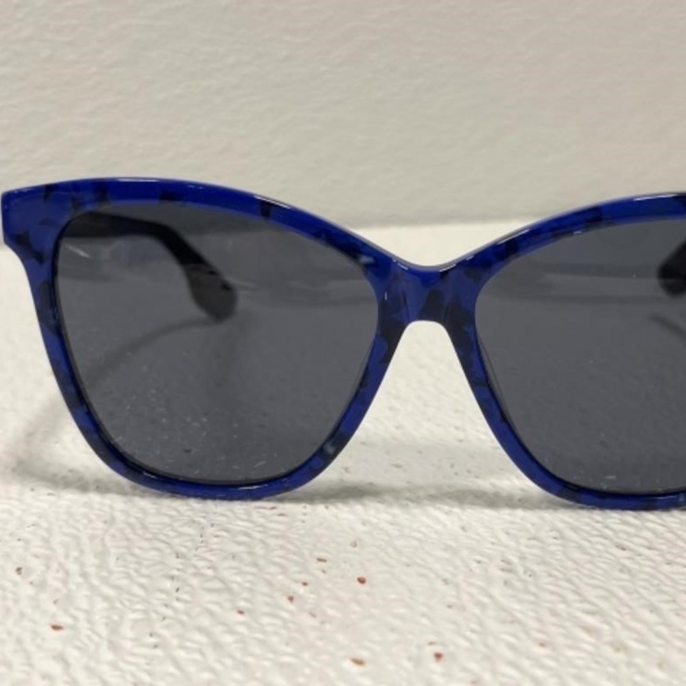 Women McQueen Sun Glass Frames in Blue Cat Eye Design Accessories